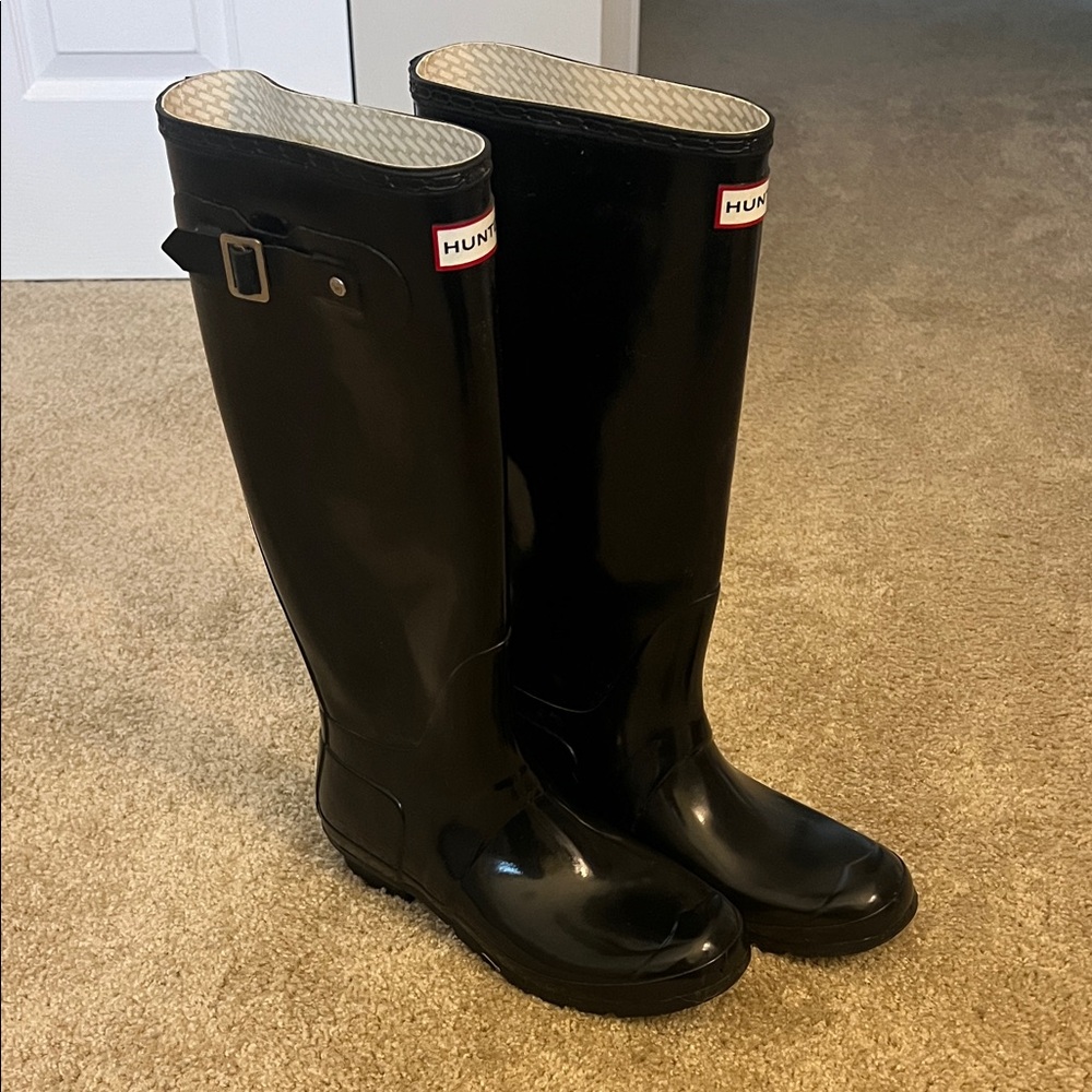 Hunter Glossy Tall Black Rain Boots